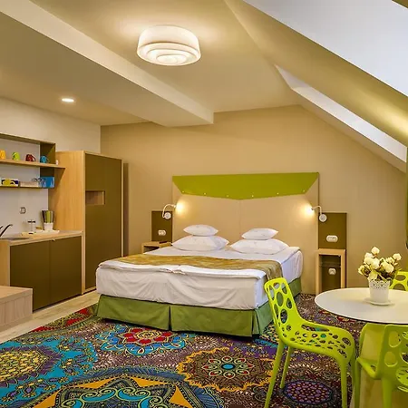 Aparthotel Blumenhaus 4*